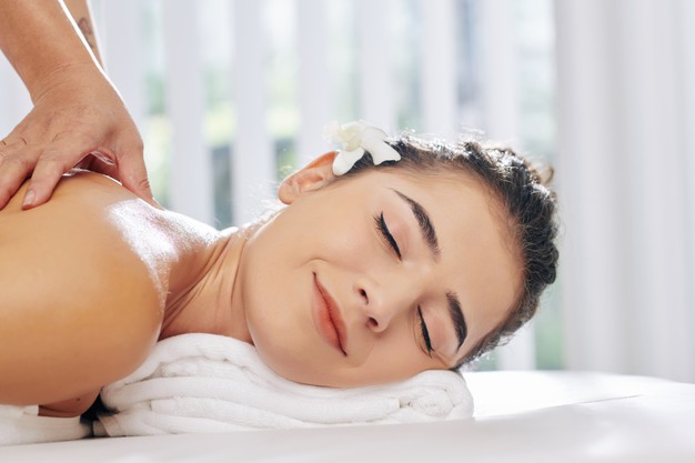 Luxe et Confort : Réservez Votre Moment de Relaxation avec nos Massages à Domicile